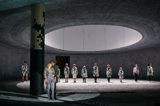 Az árnyék nélküli asszony_Sümegi Eszter_Heiko Trinsinger_