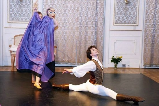 Táncmesék felnőtteknek