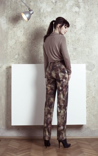 15ENIHORN_LOOKBOOK_SUSY top GIGI jeans