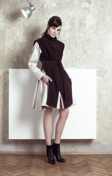 26ENIHORN_LOOKBOOK_HAP double coat front