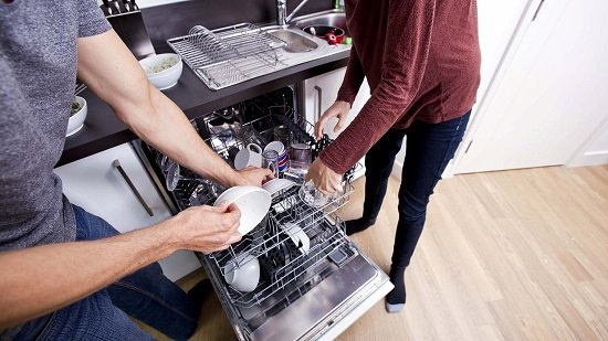 finish: Bízd a piszkos munkát másra!